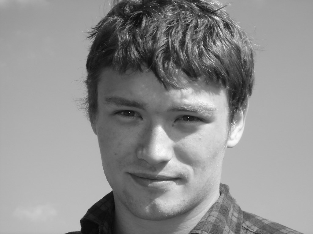 'face' by svintus2010 is licensed under CC BY 2.0